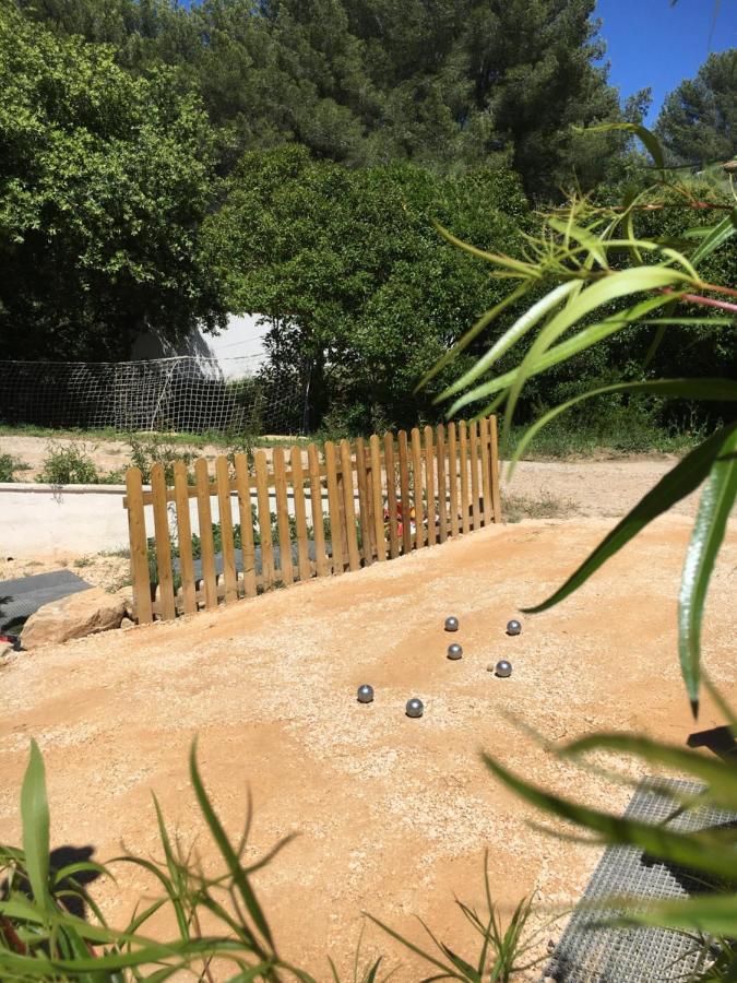 Rez-De-Villa Proche De La Mer - Villa Temana Saint-Cyr-sur-Mer Zewnętrze zdjęcie