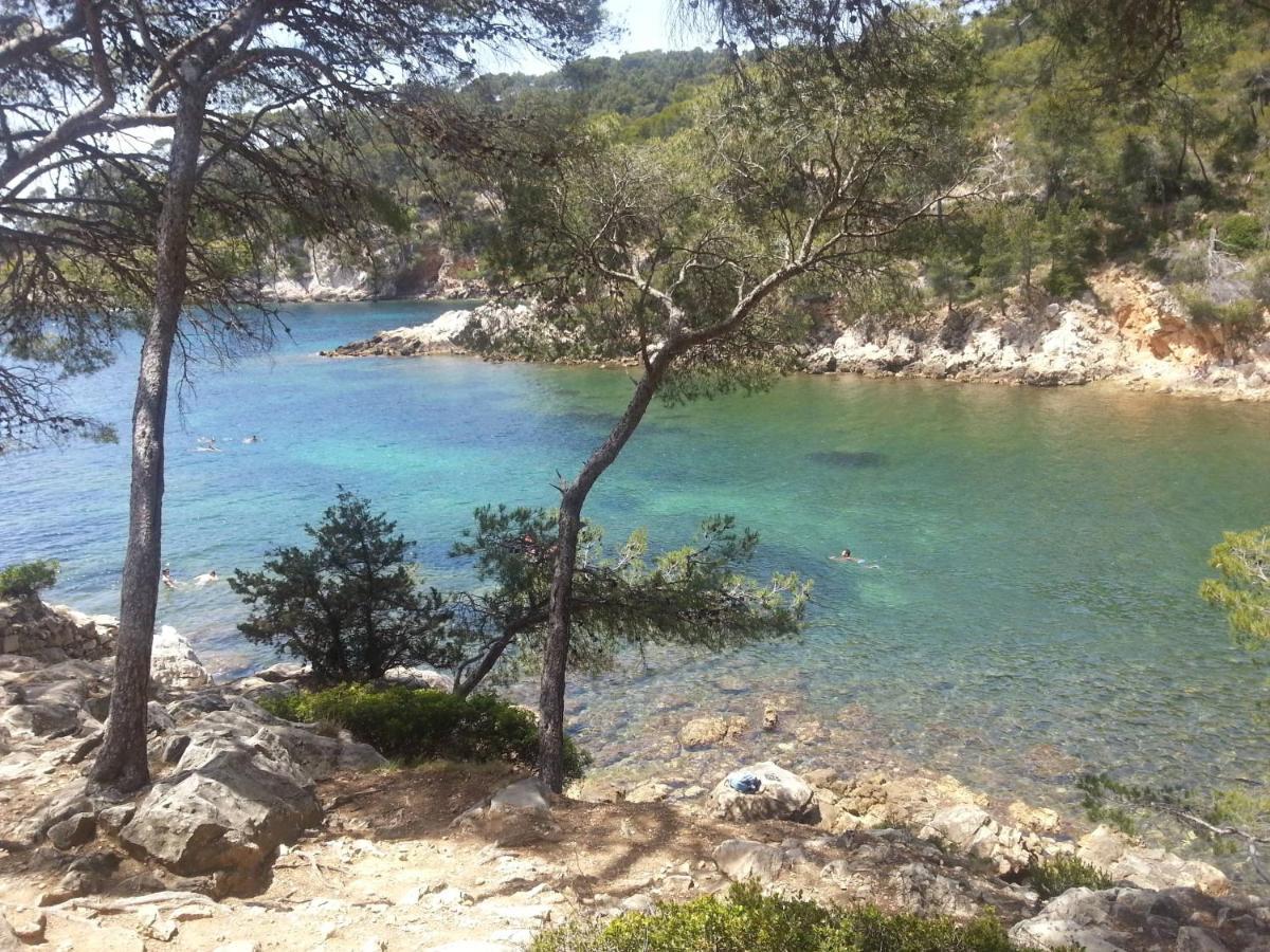 Rez-De-Villa Proche De La Mer - Villa Temana Saint-Cyr-sur-Mer Zewnętrze zdjęcie