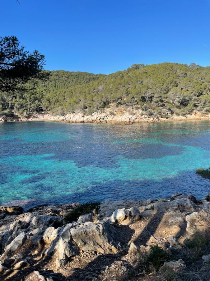 Rez-De-Villa Proche De La Mer - Villa Temana Saint-Cyr-sur-Mer Zewnętrze zdjęcie