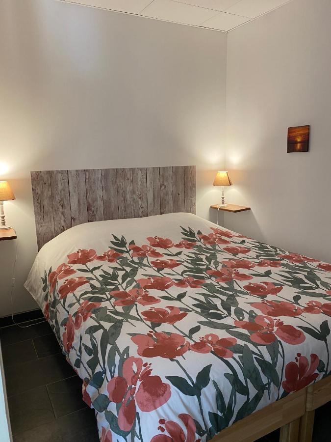 Rez-De-Villa Proche De La Mer - Villa Temana Saint-Cyr-sur-Mer Zewnętrze zdjęcie
