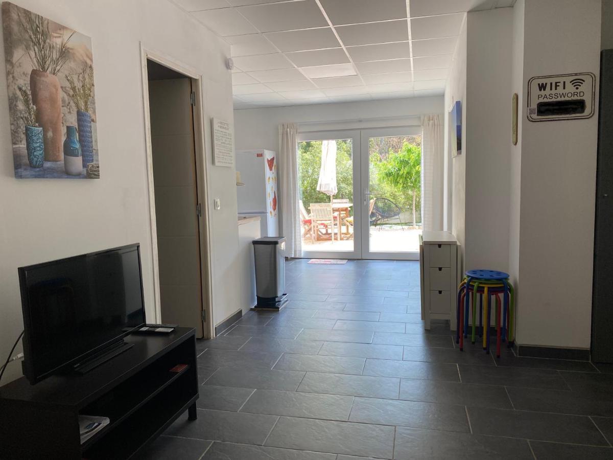 Rez-De-Villa Proche De La Mer - Villa Temana Saint-Cyr-sur-Mer Zewnętrze zdjęcie